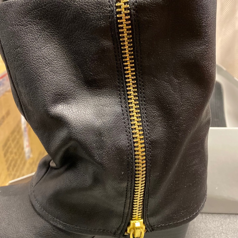 Mossimo Boots 6 - image 4